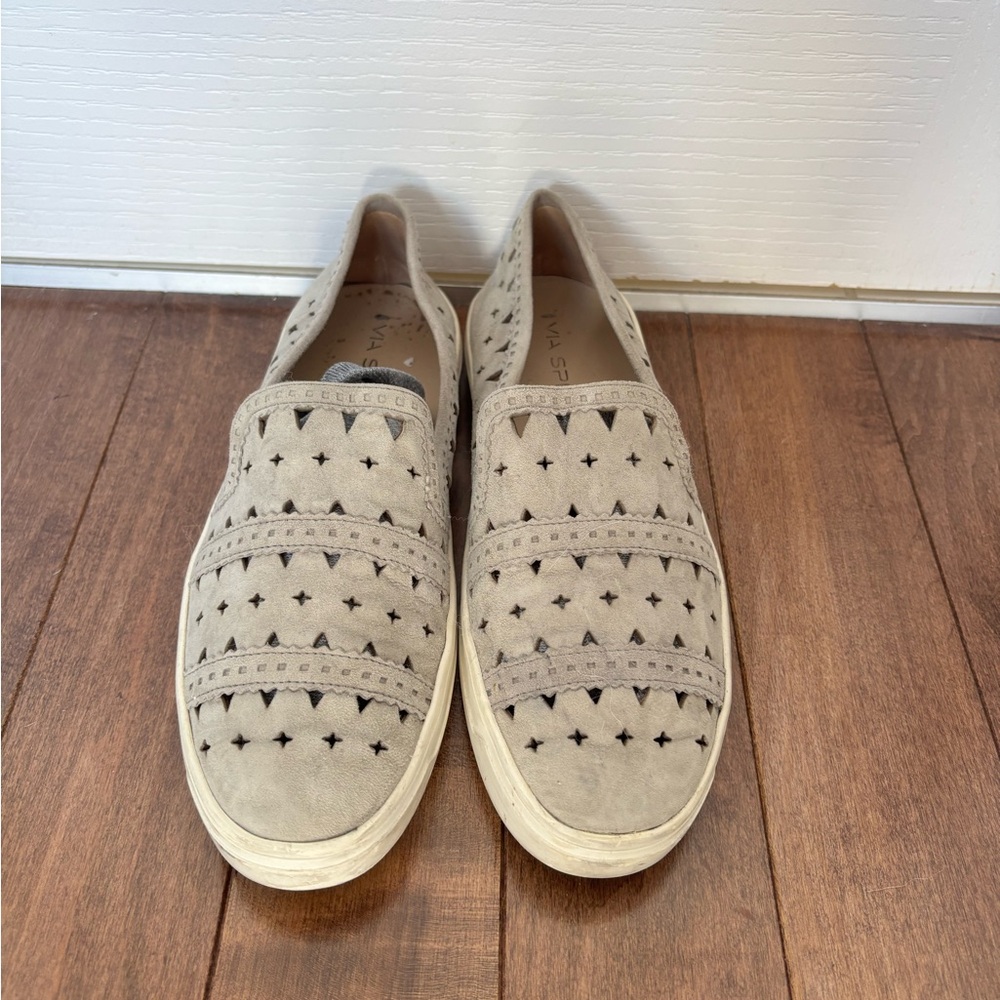 VIA SPIGA GINGI SUEDE GREY WOMENS SLIP-ON SNEAKERS